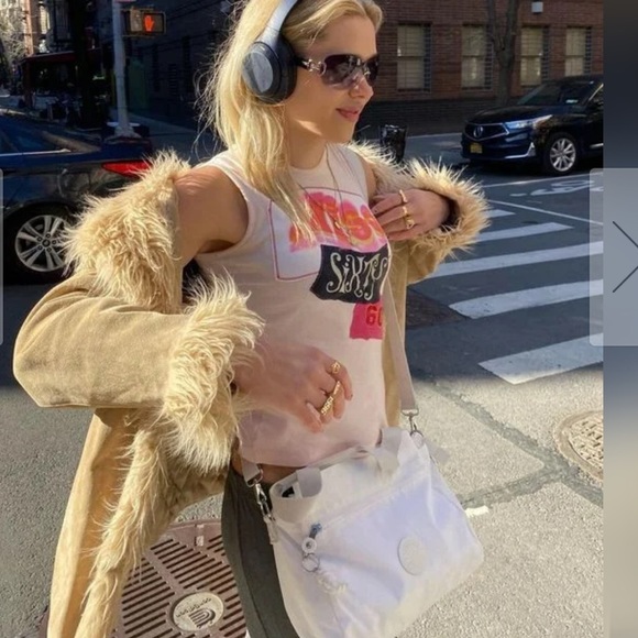 NWT Kipling Satchel with Pom Pom bag charm - Picture 7 of 11